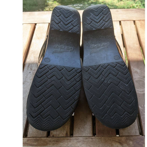 Dansko Women’s Professional Clogs Black Patent Leather Shoes 10.5-11 - Picture 8 of 10